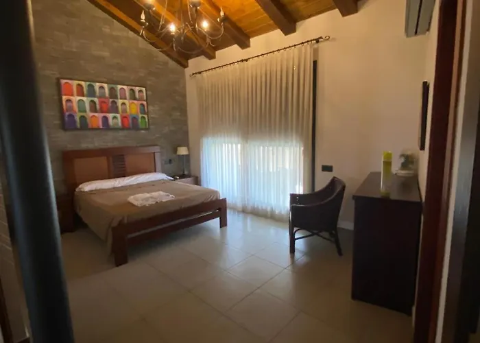 Casa Bajo La Torre Сasa de vacaciones La Puebla De Castro