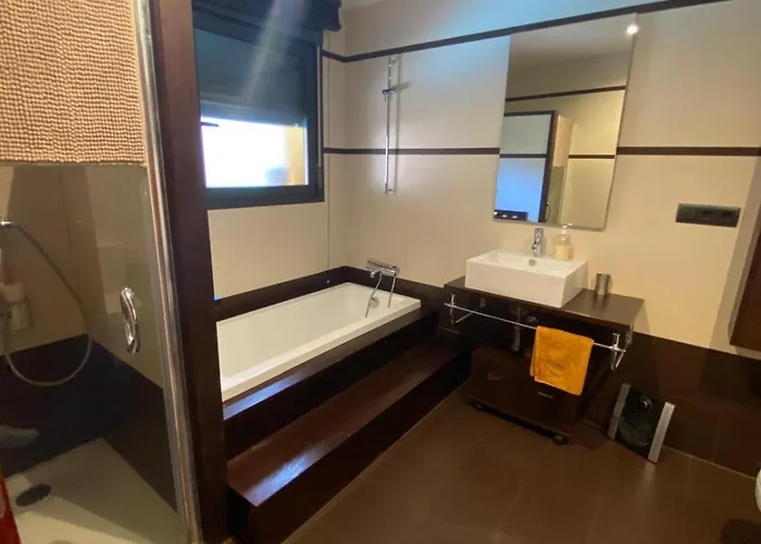 Casa Bajo La Torre Holiday home *