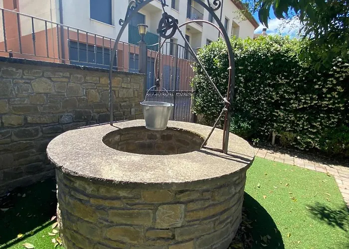 Casa Bajo La Torre Сasa de vacaciones *